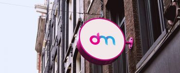 Rounded Signboard Mockup PSD