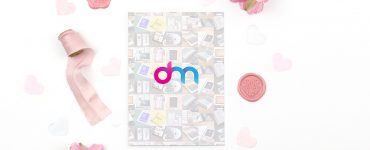 Valentines Day Greeting Card Mockup PSD