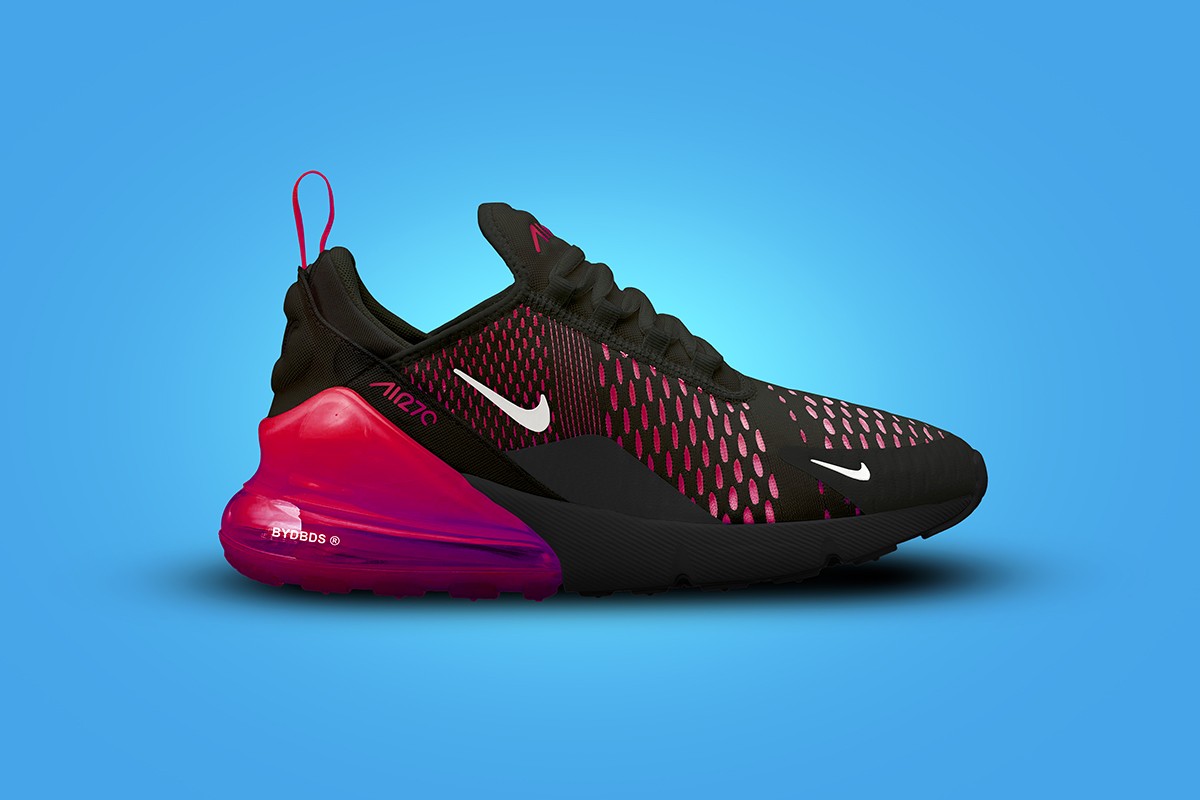 Free Nike Air Max Shoes Mockup - Download PSD