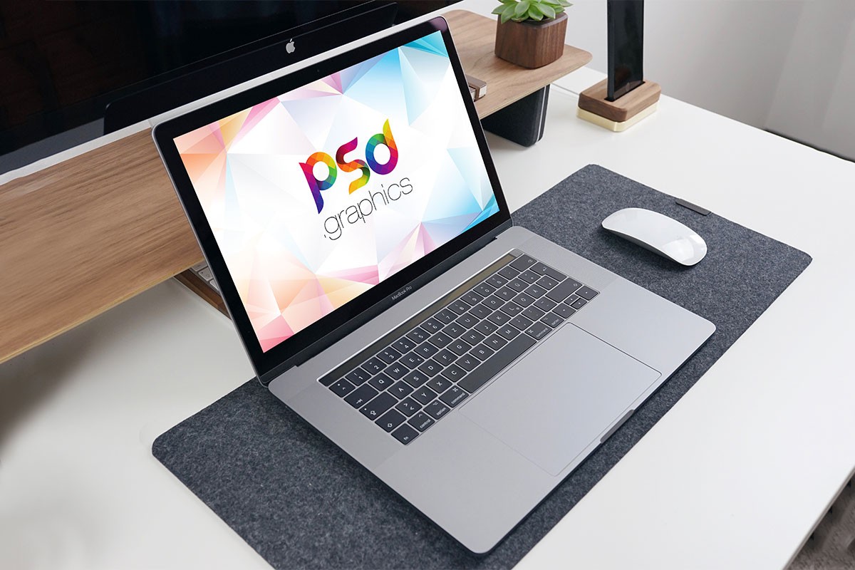 Download Free Macbook Pro Mockup Template - Download PSD