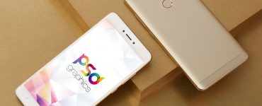 Android Smartphone Mockup Free PSD